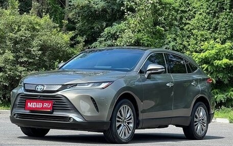 Toyota Harrier, 2021 год, 3 550 000 рублей, 1 фотография