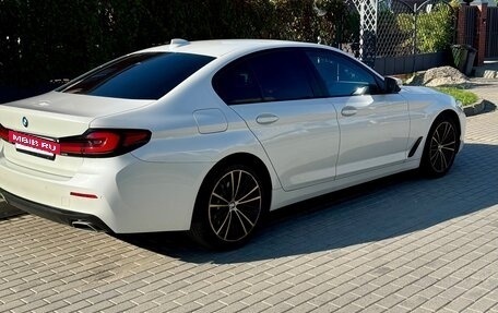 BMW 5 серия, 2021 год, 3 850 000 рублей, 4 фотография