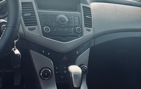 Chevrolet Cruze II, 2012 год, 850 000 рублей, 8 фотография