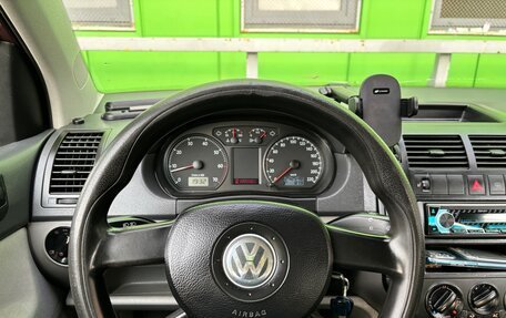 Volkswagen Polo IV рестайлинг, 2006 год, 450 000 рублей, 2 фотография