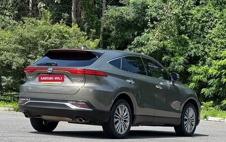 Toyota Harrier, 2021 год, 3 550 000 рублей, 8 фотография