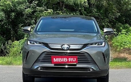 Toyota Harrier, 2021 год, 3 550 000 рублей, 3 фотография