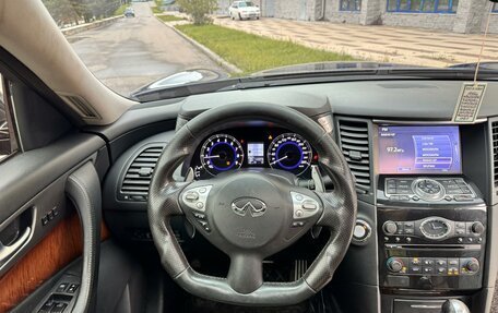 Infiniti QX70, 2013 год, 1 730 000 рублей, 15 фотография