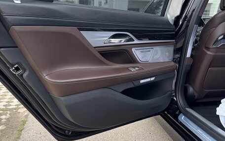 BMW 7 серия, 2017 год, 3 550 000 рублей, 9 фотография
