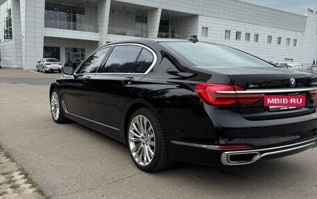 BMW 7 серия, 2017 год, 3 550 000 рублей, 14 фотография