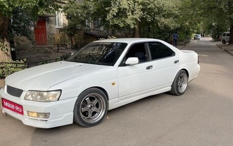 Nissan Laurel VIII, 2000 год, 480 000 рублей, 1 фотография