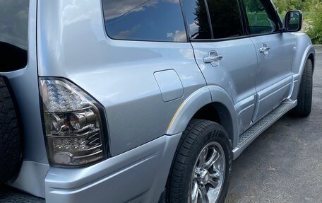 Mitsubishi Pajero III рестайлинг, 2005 год, 1 300 000 рублей, 2 фотография