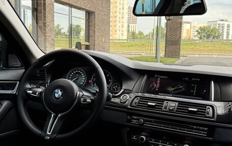 BMW 5 серия, 2015 год, 2 320 000 рублей, 28 фотография