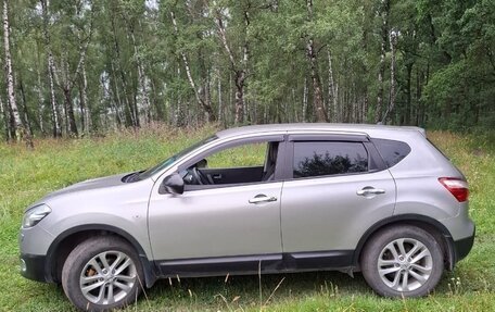 Nissan Qashqai, 2011 год, 920 000 рублей, 2 фотография