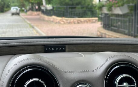 Jaguar XJ IV (X351), 2013 год, 2 250 000 рублей, 10 фотография