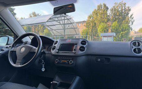 Volkswagen Tiguan I, 2010 год, 875 000 рублей, 9 фотография