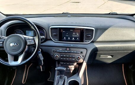 KIA Sportage IV рестайлинг, 2020 год, 2 290 000 рублей, 13 фотография