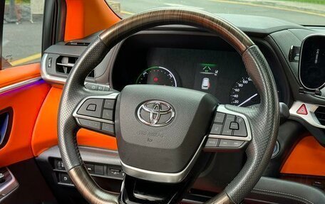 Toyota Sienna, 2021 год, 3 519 500 рублей, 9 фотография