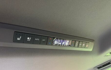 Toyota Sienna, 2021 год, 3 519 500 рублей, 20 фотография