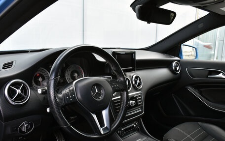 Mercedes-Benz A-Класс, 2015 год, 1 499 900 рублей, 11 фотография
