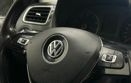 Volkswagen Polo VI (EU Market), 2017 год, 1 199 900 рублей, 7 фотография