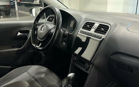 Volkswagen Polo VI (EU Market), 2017 год, 1 199 900 рублей, 6 фотография