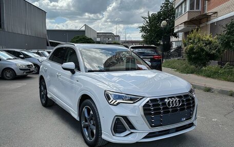 Audi Q3, 2021 год, 2 440 000 рублей, 1 фотография