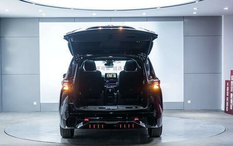Toyota Sienna, 2024 год, 5 600 000 рублей, 7 фотография