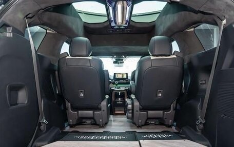 Toyota Sienna, 2024 год, 5 600 000 рублей, 27 фотография