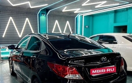 Hyundai Solaris II рестайлинг, 2011 год, 850 000 рублей, 4 фотография