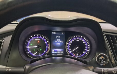 Infiniti Q50 I рестайлинг, 2015 год, 1 550 000 рублей, 12 фотография