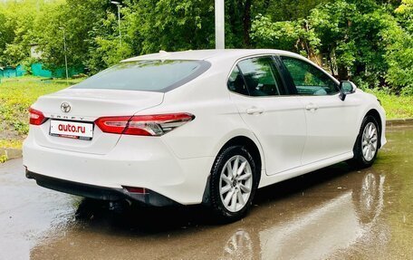 Toyota Camry, 2021 год, 2 399 900 рублей, 3 фотография