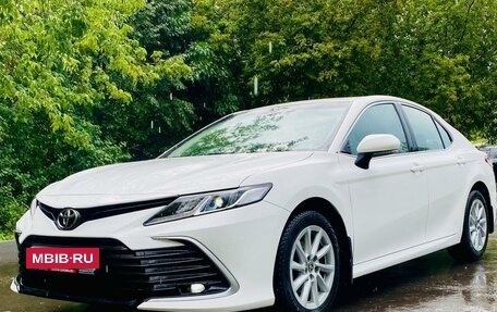 Toyota Camry, 2021 год, 2 399 900 рублей, 6 фотография