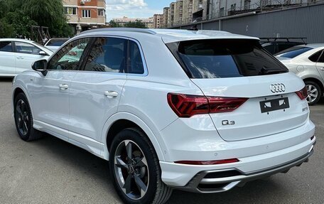 Audi Q3, 2021 год, 2 440 000 рублей, 3 фотография