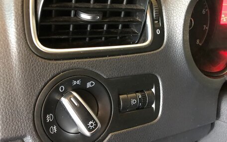 Volkswagen Polo VI (EU Market), 2012 год, 900 000 рублей, 19 фотография