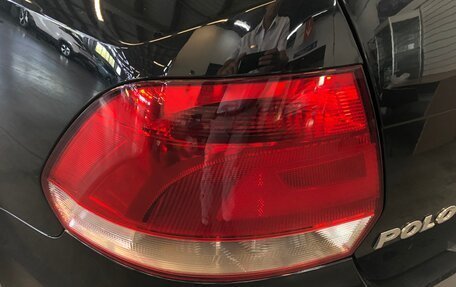 Volkswagen Polo VI (EU Market), 2012 год, 900 000 рублей, 27 фотография
