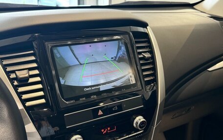 Mitsubishi Pajero Sport III рестайлинг, 2023 год, 5 849 000 рублей, 9 фотография