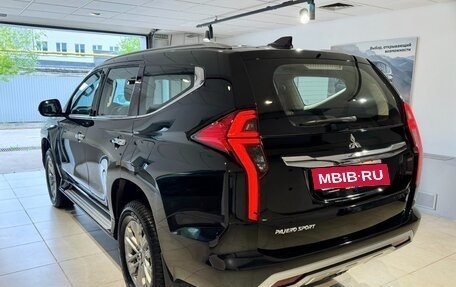 Mitsubishi Pajero Sport III рестайлинг, 2023 год, 5 849 000 рублей, 3 фотография