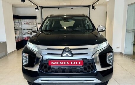 Mitsubishi Pajero Sport III рестайлинг, 2023 год, 5 849 000 рублей, 2 фотография