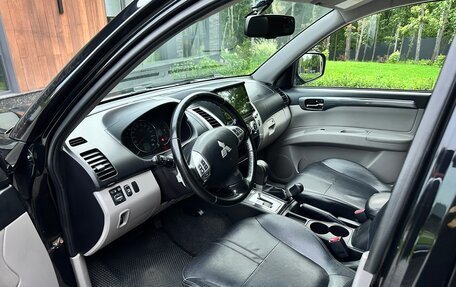 Mitsubishi Pajero Sport II рестайлинг, 2014 год, 1 850 000 рублей, 24 фотография