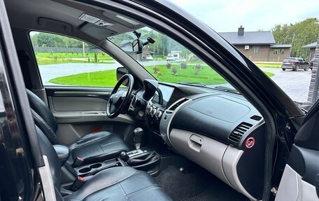 Mitsubishi Pajero Sport II рестайлинг, 2014 год, 1 850 000 рублей, 26 фотография