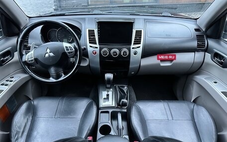 Mitsubishi Pajero Sport II рестайлинг, 2014 год, 1 850 000 рублей, 31 фотография