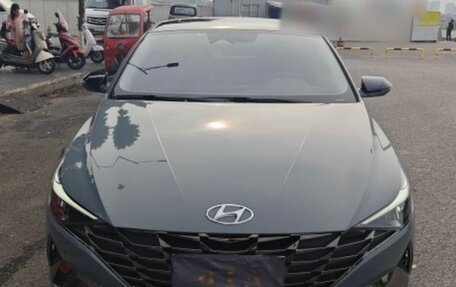 Hyundai Elantra, 2022 год, 1 550 000 рублей, 2 фотография