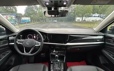 Volkswagen Passat B8 рестайлинг, 2021 год, 1 730 000 рублей, 3 фотография