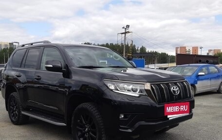 Toyota Land Cruiser Prado 150 рестайлинг 2, 2021 год, 5 200 000 рублей, 15 фотография