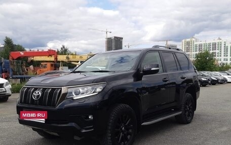 Toyota Land Cruiser Prado 150 рестайлинг 2, 2021 год, 5 200 000 рублей, 6 фотография