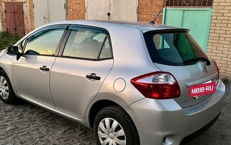 Toyota Auris II, 2010 год, 1 090 000 рублей, 3 фотография