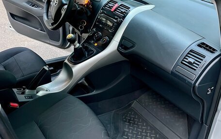 Toyota Auris II, 2010 год, 1 090 000 рублей, 9 фотография
