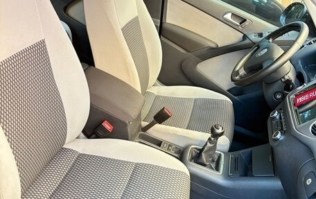 Volkswagen Tiguan I, 2010 год, 950 000 рублей, 4 фотография