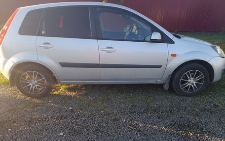 Ford Fiesta, 2008 год, 400 000 рублей, 3 фотография