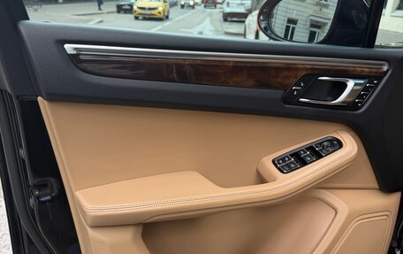 Porsche Macan I рестайлинг, 2017 год, 3 070 000 рублей, 13 фотография