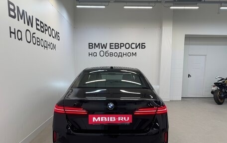 BMW 5 серия, 2023 год, 9 500 000 рублей, 4 фотография