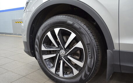 Volkswagen Tiguan II, 2019 год, 2 280 000 рублей, 8 фотография