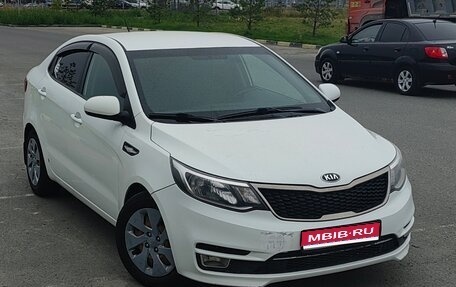 KIA Rio III рестайлинг, 2016 год, 784 000 рублей, 1 фотография