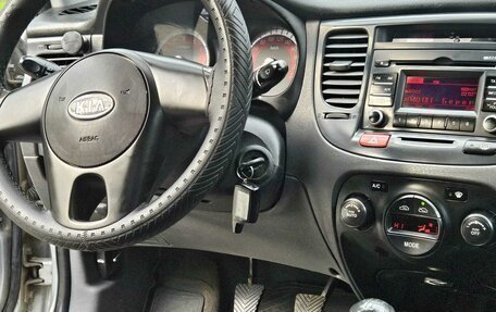 KIA Rio II, 2010 год, 465 000 рублей, 16 фотография